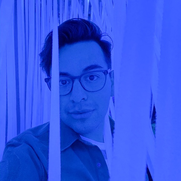 Meet Your Posher - Picture 3 of 4